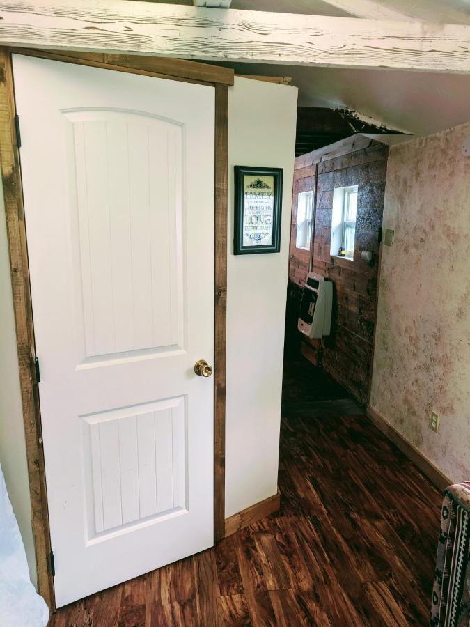 Three Bears Inn Saint Anthony Exterior foto